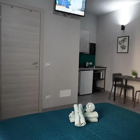 4rooms - *